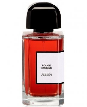 Rouge Smoking