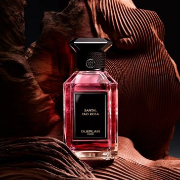 L'Art et la Matiere: Santal Pao Rosa